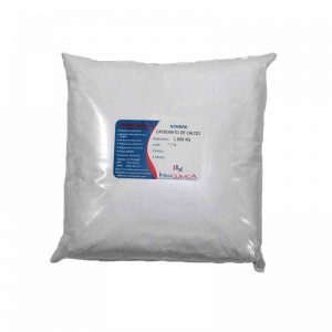 Bolsa de Carbonato de Calcio de 1 kg en fondo blanco