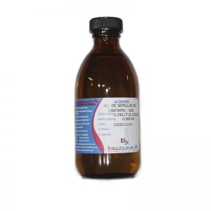 Aceite de semillas de cártamo USP, ideal para piel grasa. Con alto contenido de ácido linoleico, penetra rápidamente sin dejar sensación grasosa. Proporciona propiedades antiinflamatorias, regenerativas y reguladoras de la queratinización. Rico en vitamina K, adecuado para tratar rosácea y ojeras.