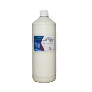 Frasco de Pyriotinato de Zinc USP de 1 kg en fondo blanco